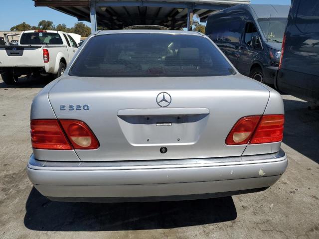 1998 Mercedes-Benz E 320 VIN: WDBJF65F5WA663214 Lot: 57781464