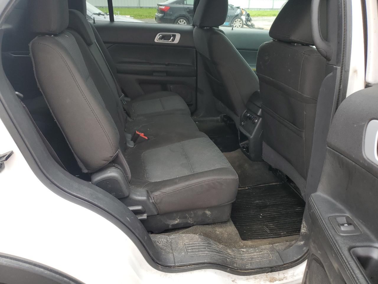 1FMHK7D80BGA86776 2011 Ford Explorer Xlt