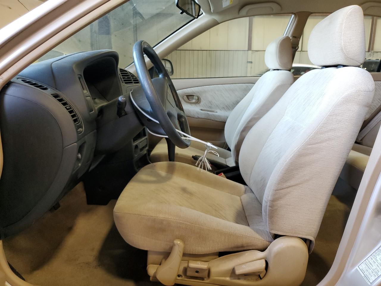 JA3AY26C3YU060710 2000 Mitsubishi Mirage De