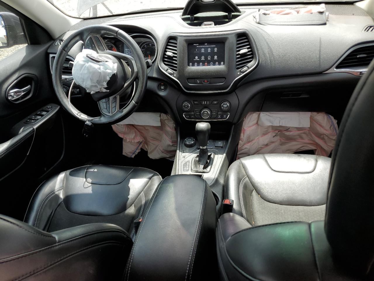 1C4PJMLX6KD237308 2019 Jeep Cherokee Latitude Plus