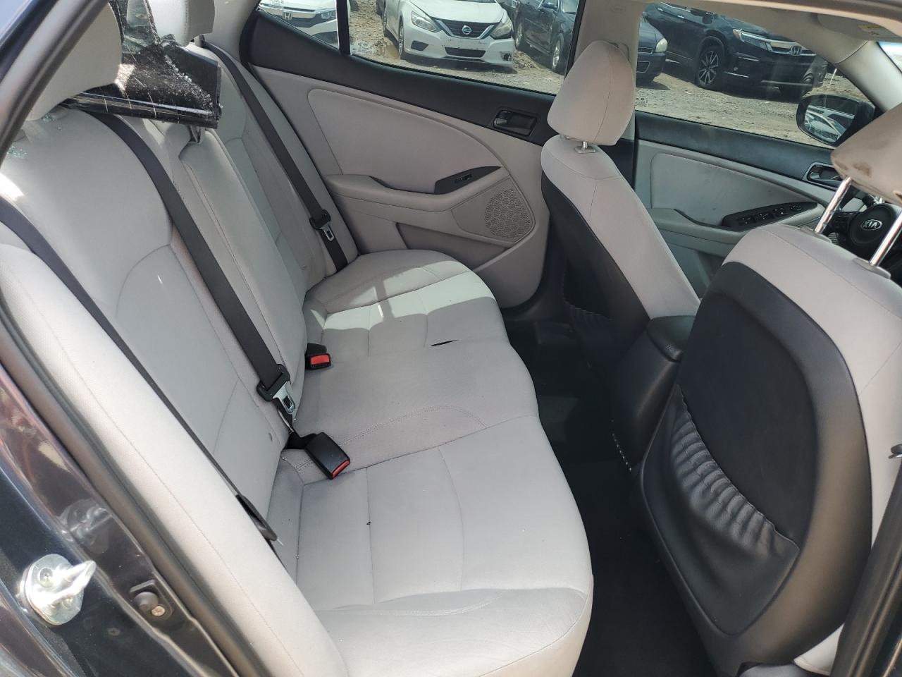 KNAGM4A77F5602151 2015 Kia Optima Lx