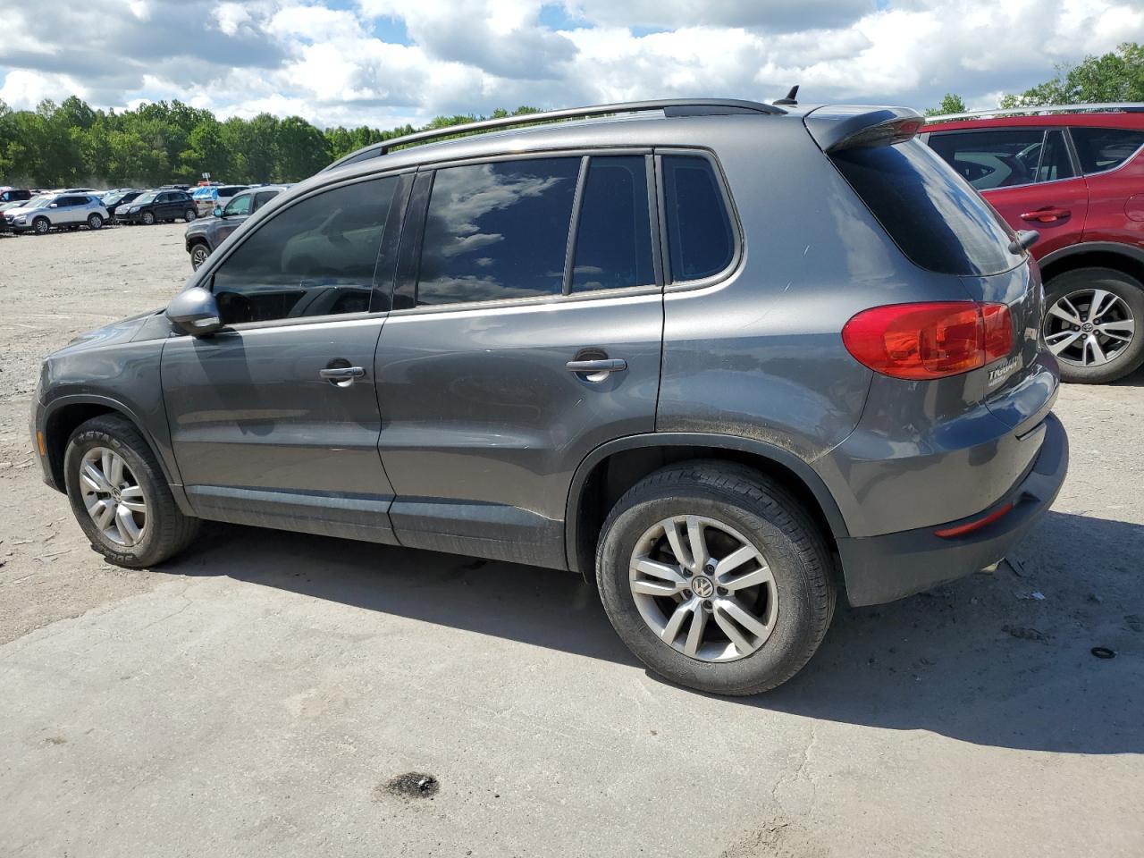 WVGBV7AX1GW595930 2016 Volkswagen Tiguan S