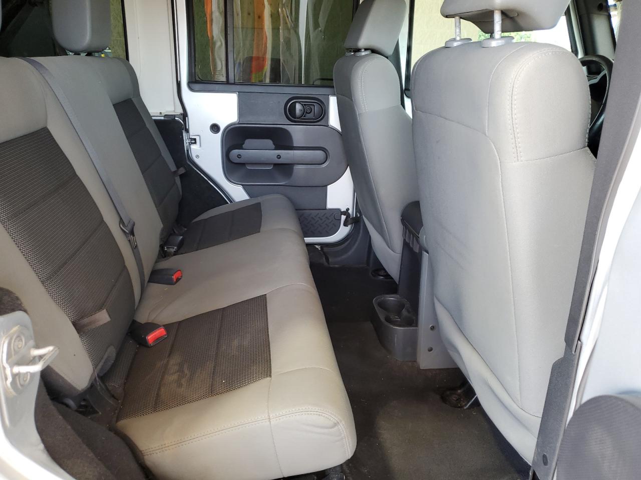 1J4GA39198L635960 2008 Jeep Wrangler Unlimited X