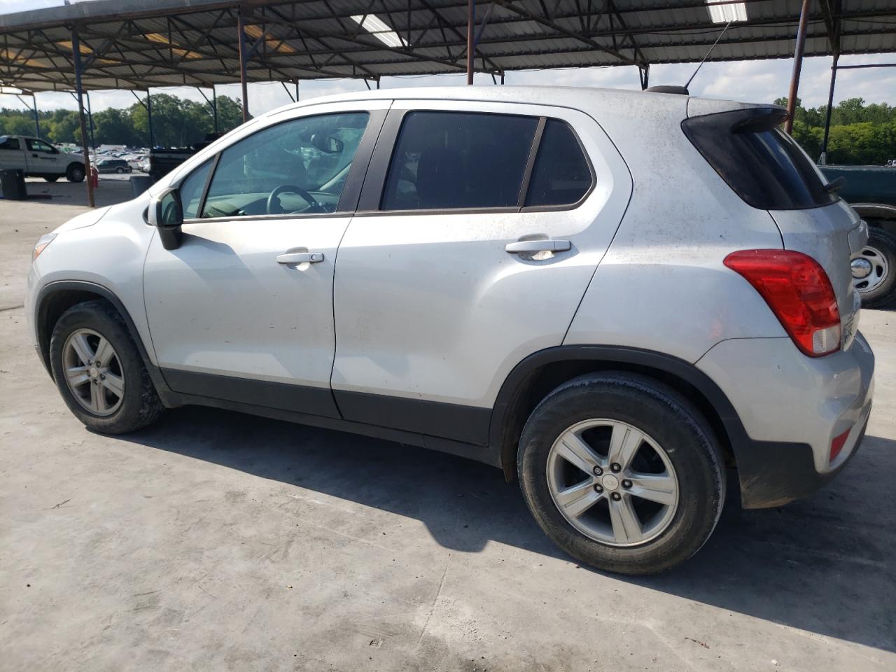 3GNCJKSB9LL285901 2020 Chevrolet Trax Ls