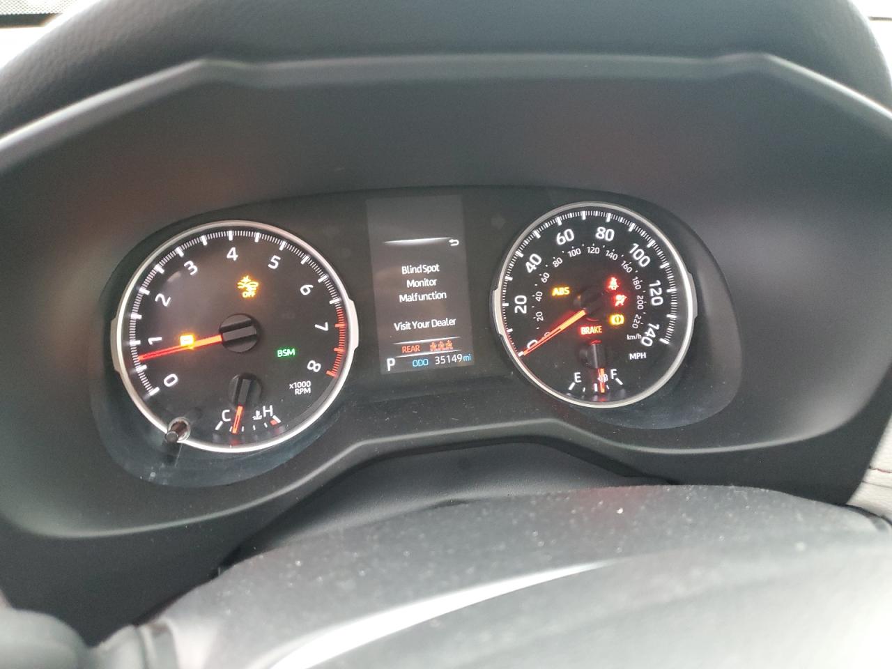 2T3W1RFV4NW209761 2022 Toyota Rav4 Xle