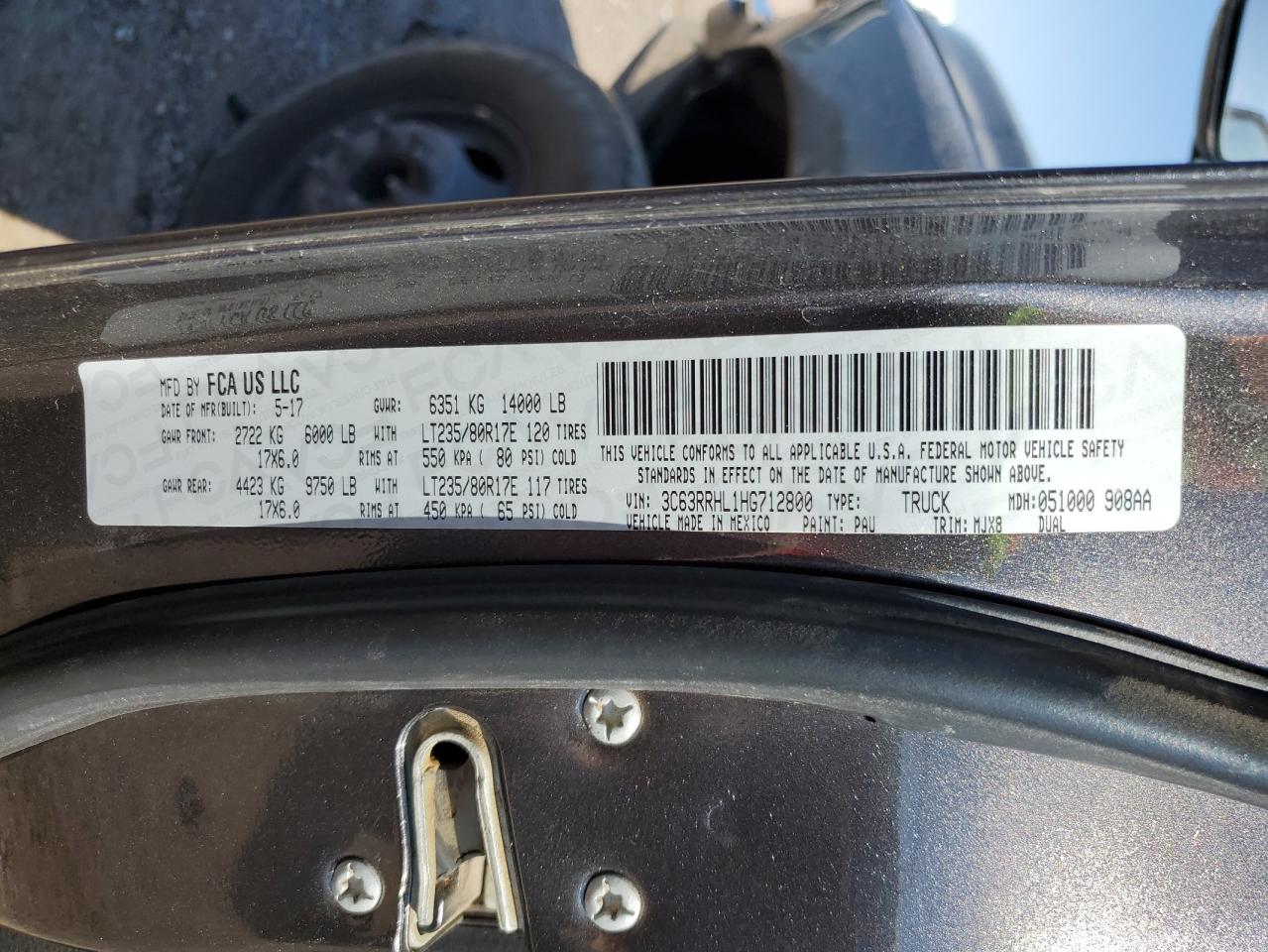 3C63RRHL1HG712800 2017 Ram 3500 Slt