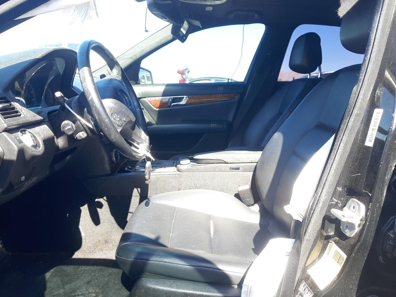 WDDGF5GB9BR146029 2011 Mercedes-Benz C 350