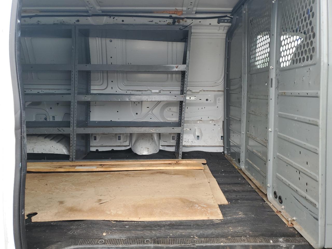 1FTNE2EW9EDA95660 2014 Ford Econoline E250 Van