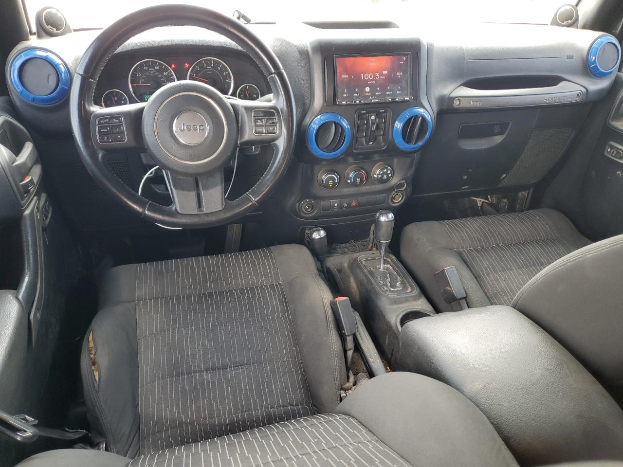 1C4BJWDG2CL110146 2012 Jeep Wrangler Unlimited Sport