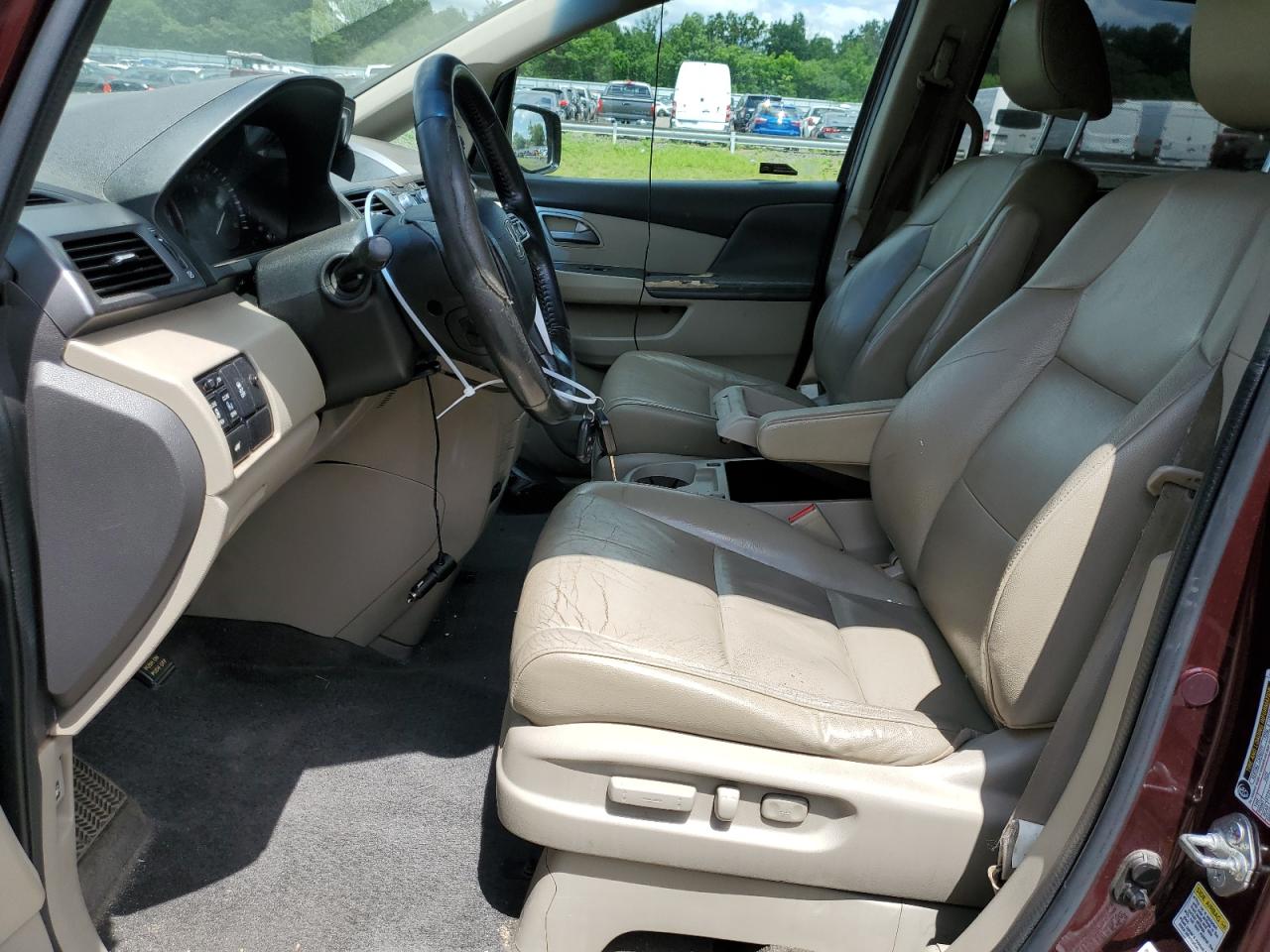 5FNRL5H64BB025220 2011 Honda Odyssey Exl