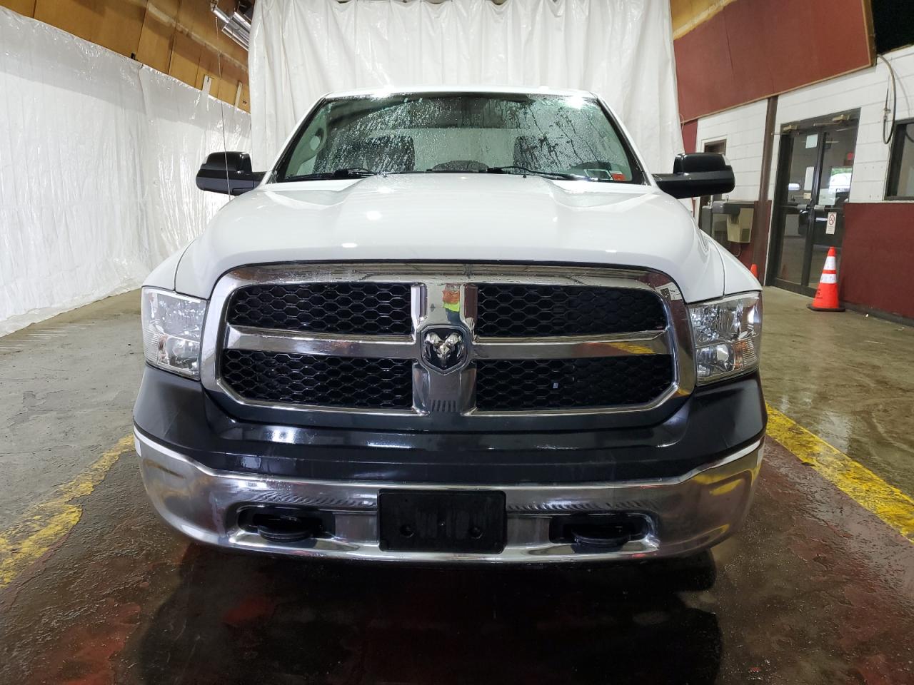 1C6RR7FG4FS703907 2015 Ram 1500 St