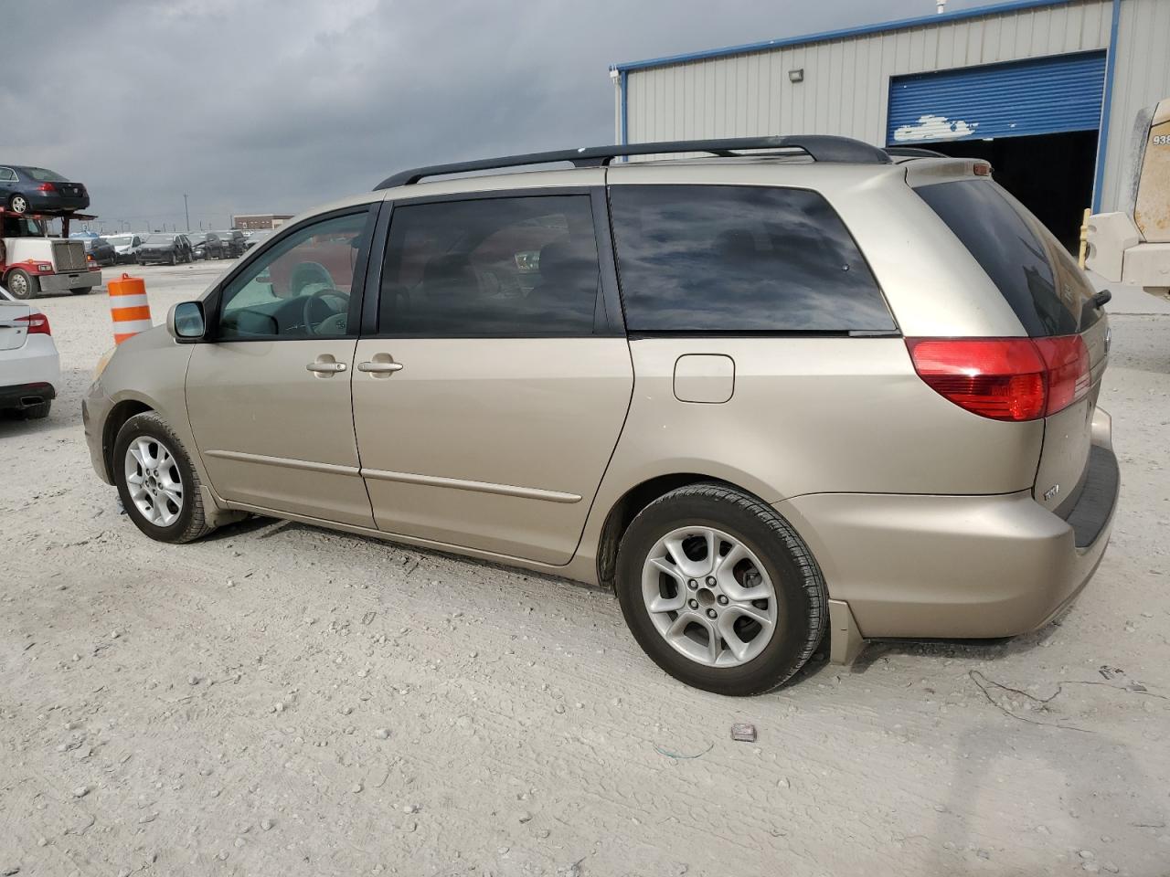 5TDZA22C34S096233 2004 Toyota Sienna Xle