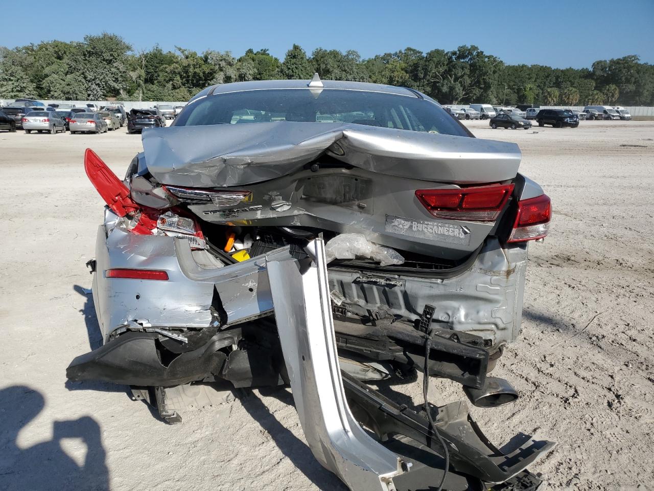 5XXGT4L35LG384587 2020 Kia Optima Lx