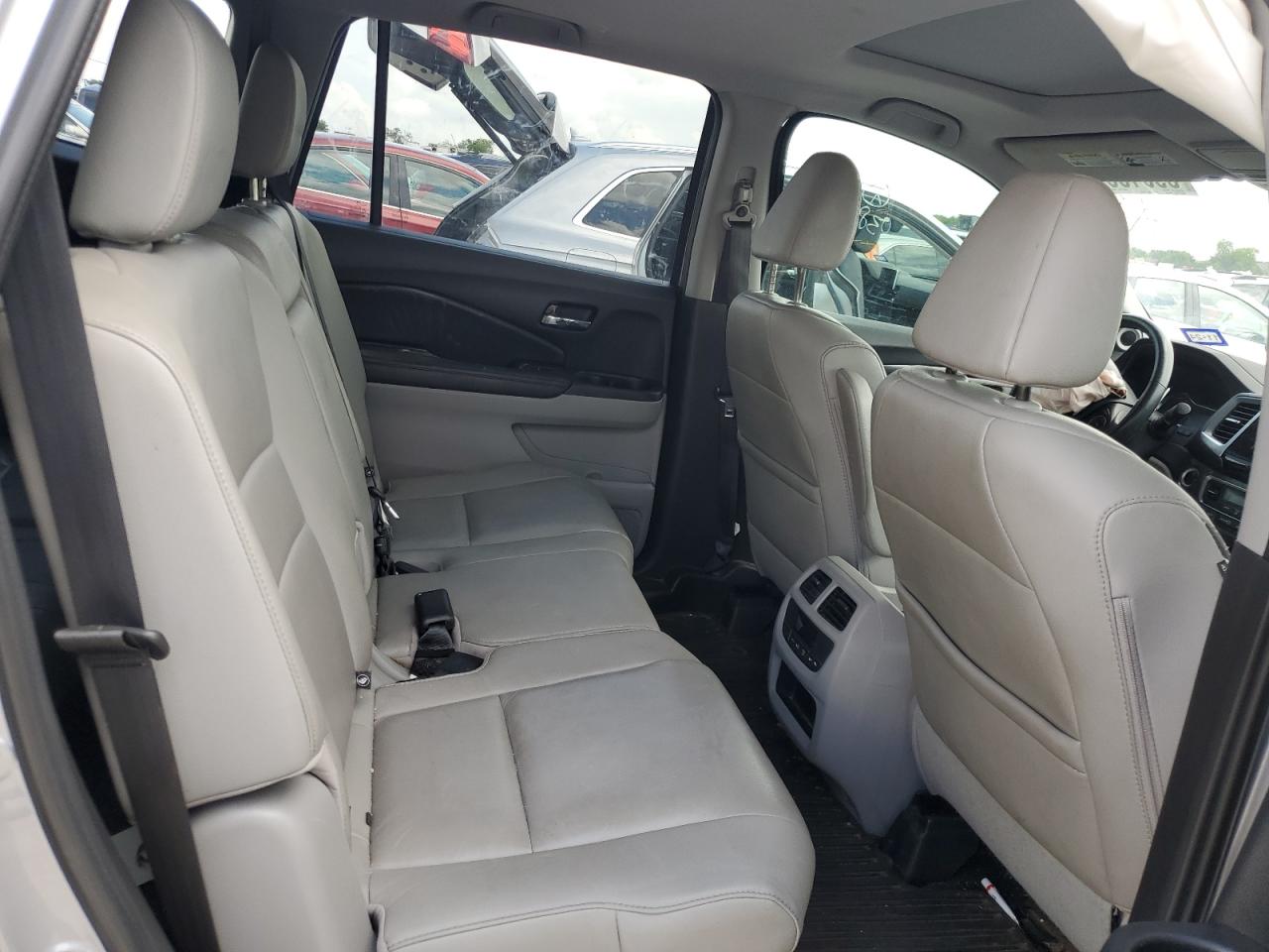 5FNYF5H79GB038709 2016 Honda Pilot Exln