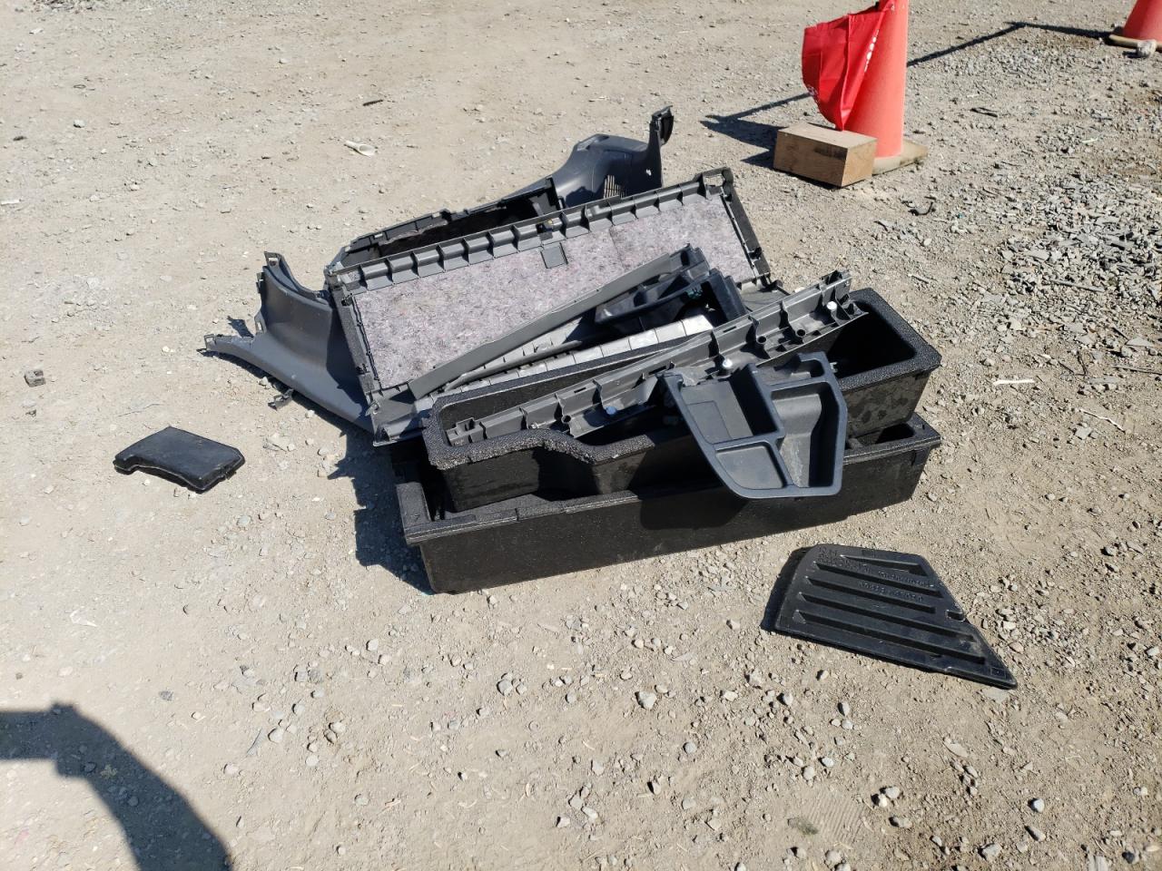 JTDZN3EU0D3284143 2013 Toyota Prius V