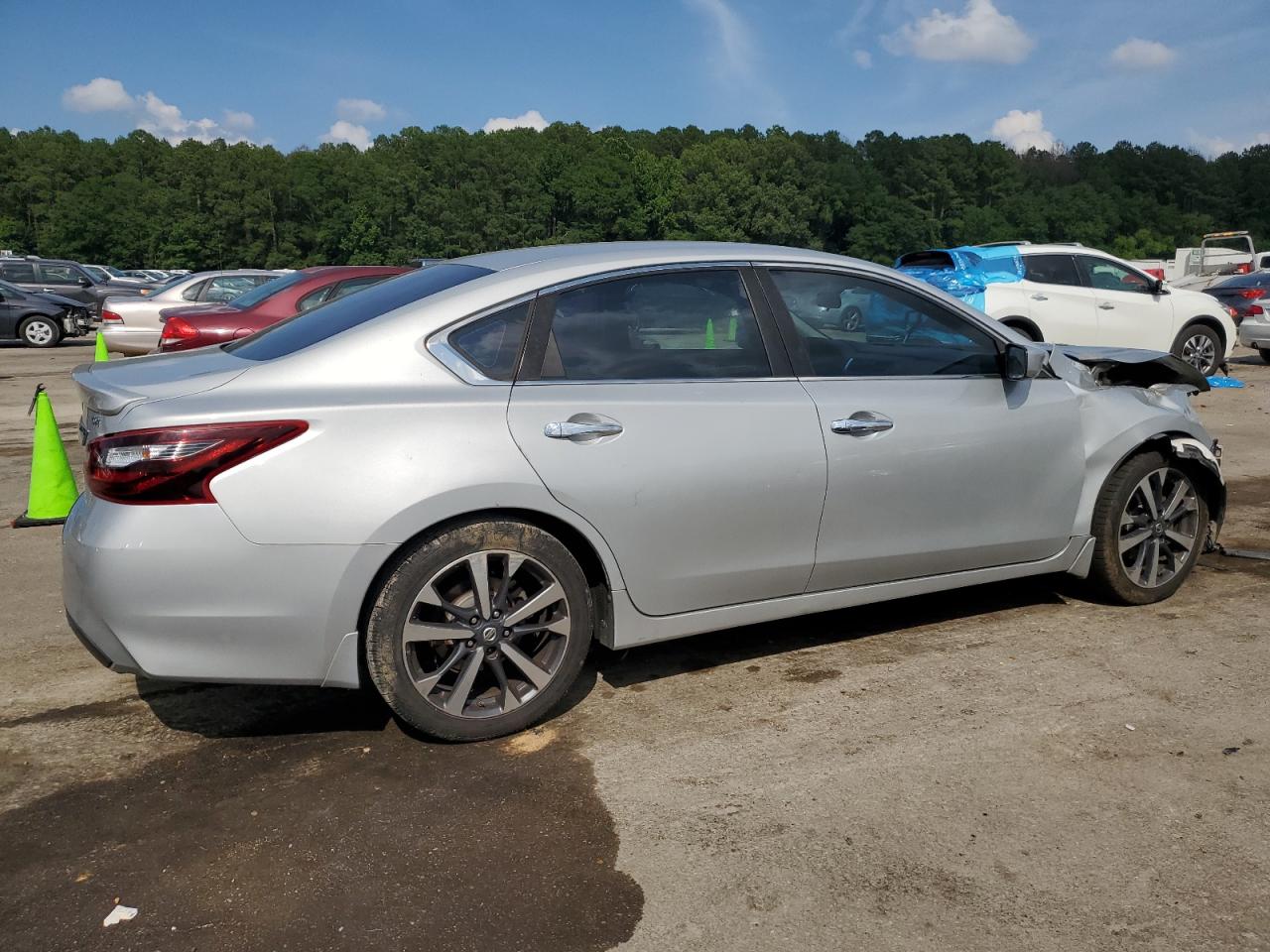 2017 Nissan Altima 2.5 vin: 1N4AL3AP3HN307286