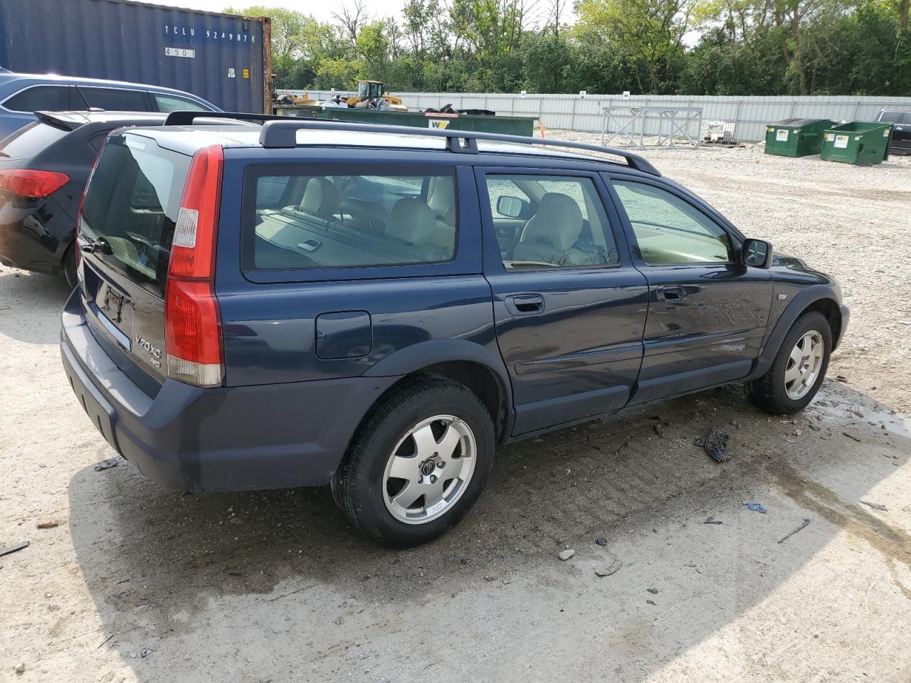 YV1SZ58DX21065125 2002 Volvo V70 Xc