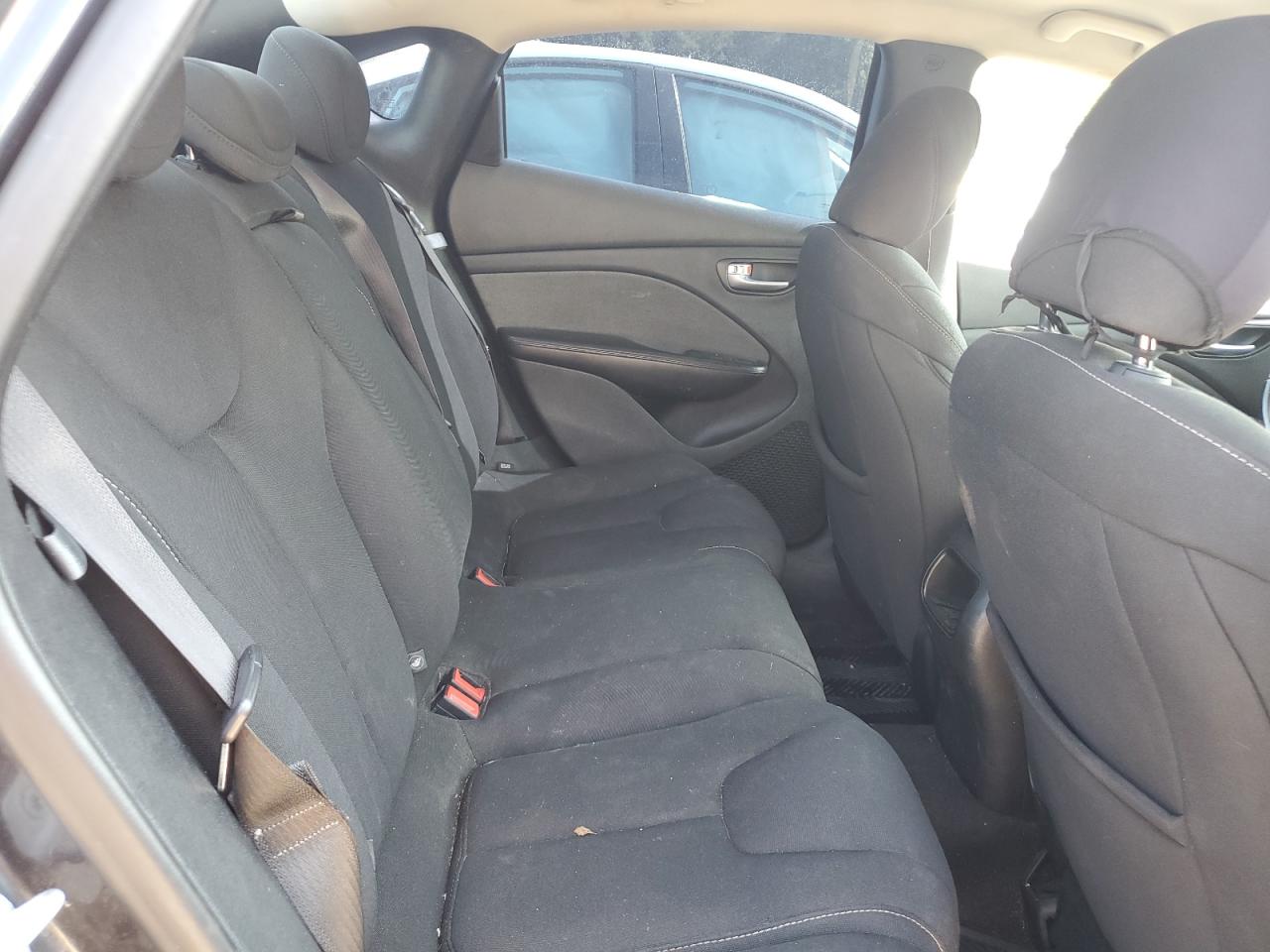 1C3CDFBA8DD200508 2013 Dodge Dart Sxt