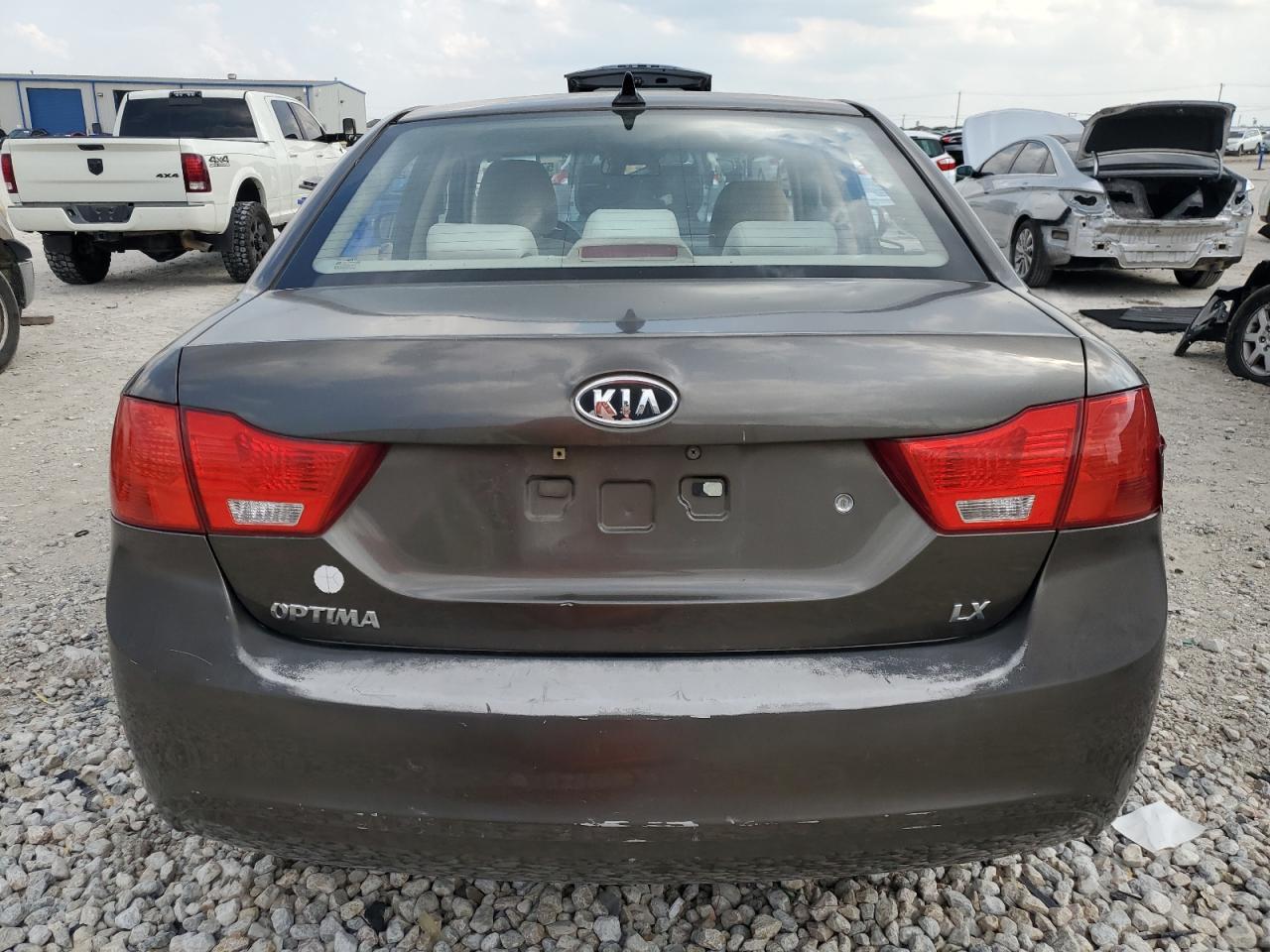 KNAGE228595313086 2009 Kia Optima Lx