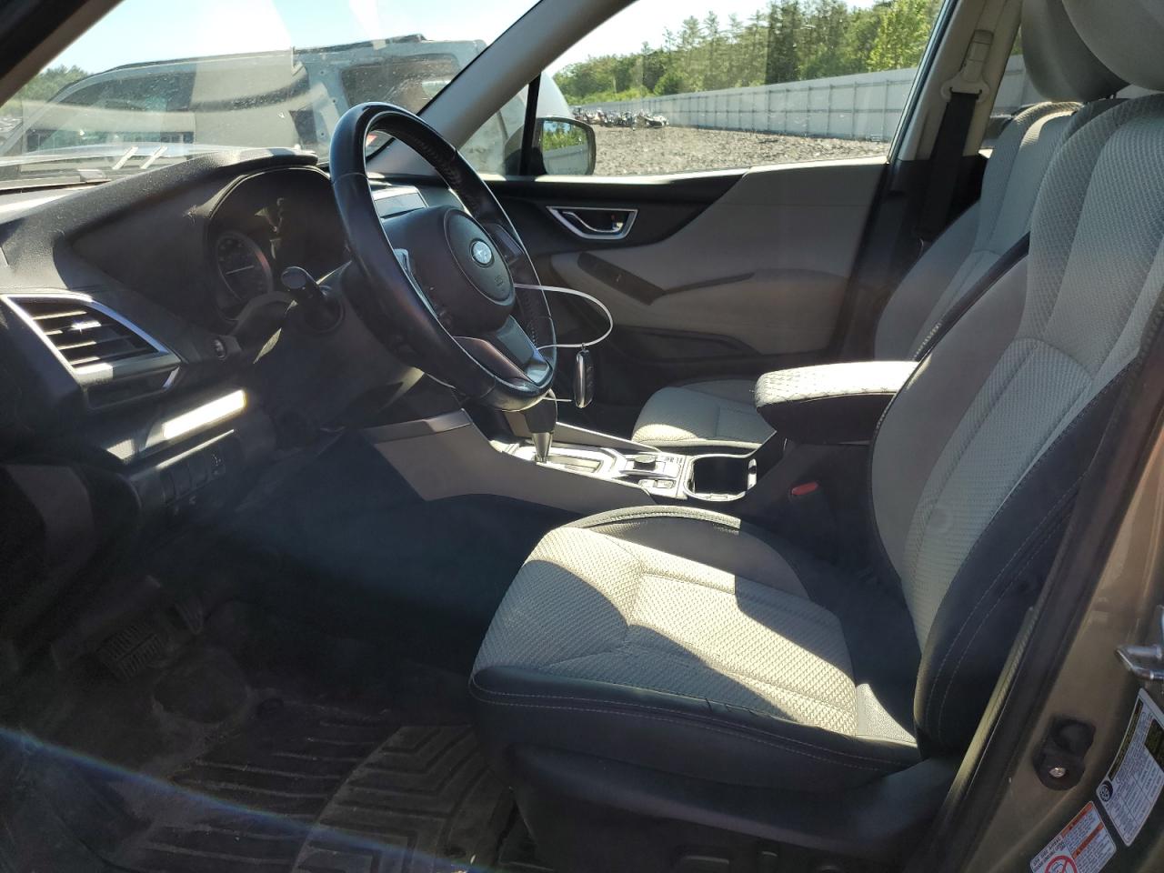 JF2SKAGC4KH513542 2019 Subaru Forester Premium