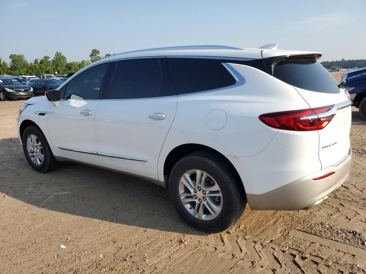 2021 Buick Enclave Essence vin: 5GAERBKW7MJ145191