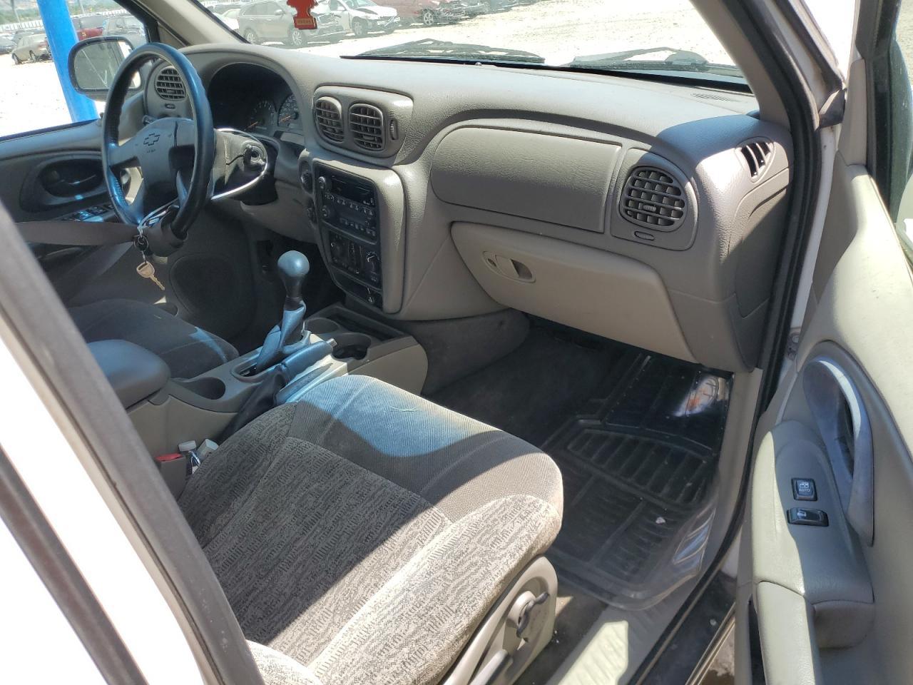 1GNDT13S522187021 2002 Chevrolet Trailblazer