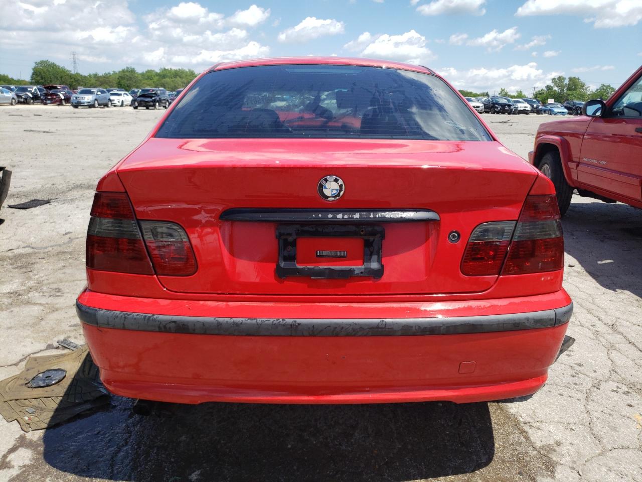 WBAET37422NJ22174 2002 BMW 325 I