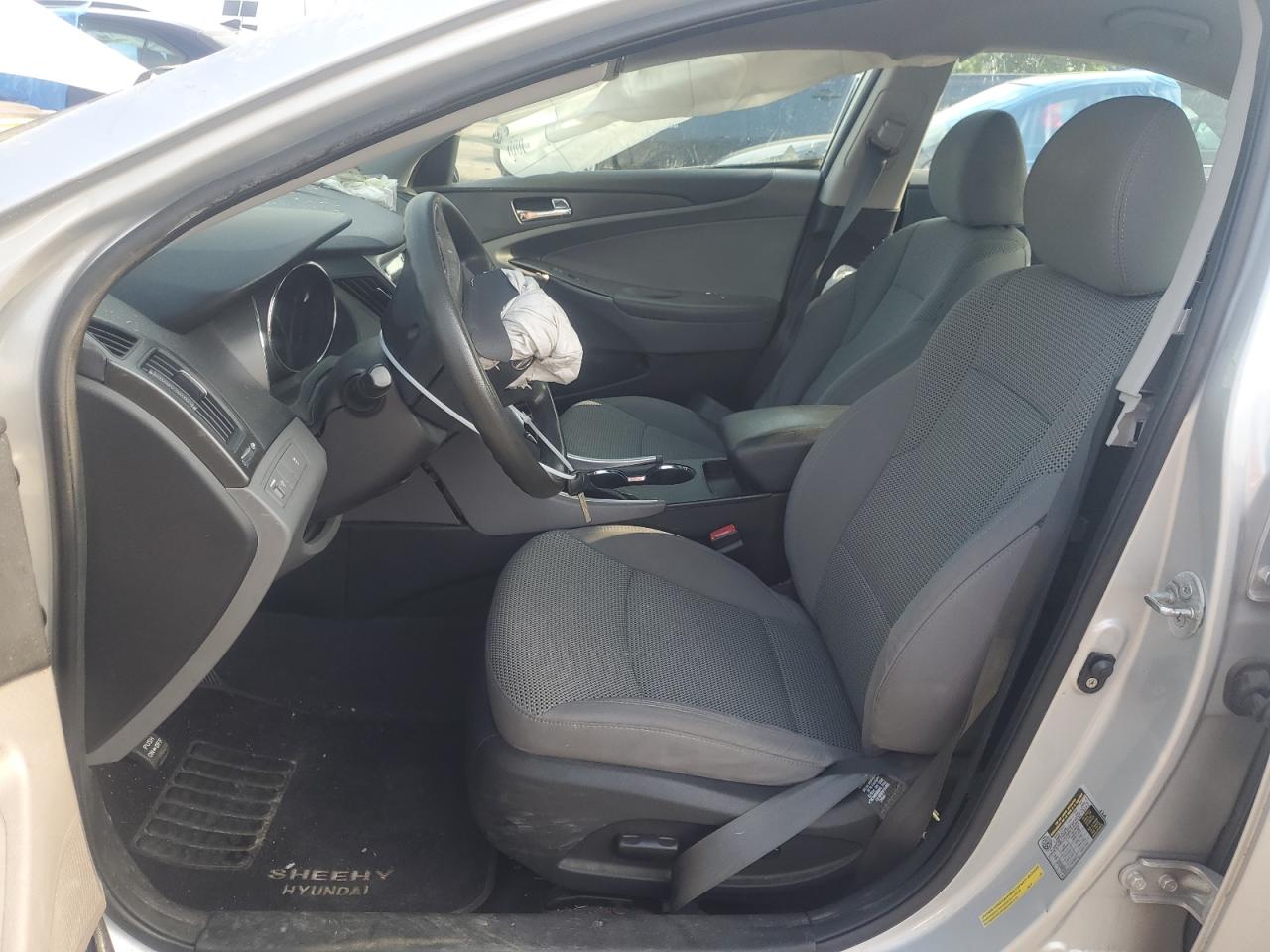 5NPEB4AC3BH070209 2011 Hyundai Sonata Gls