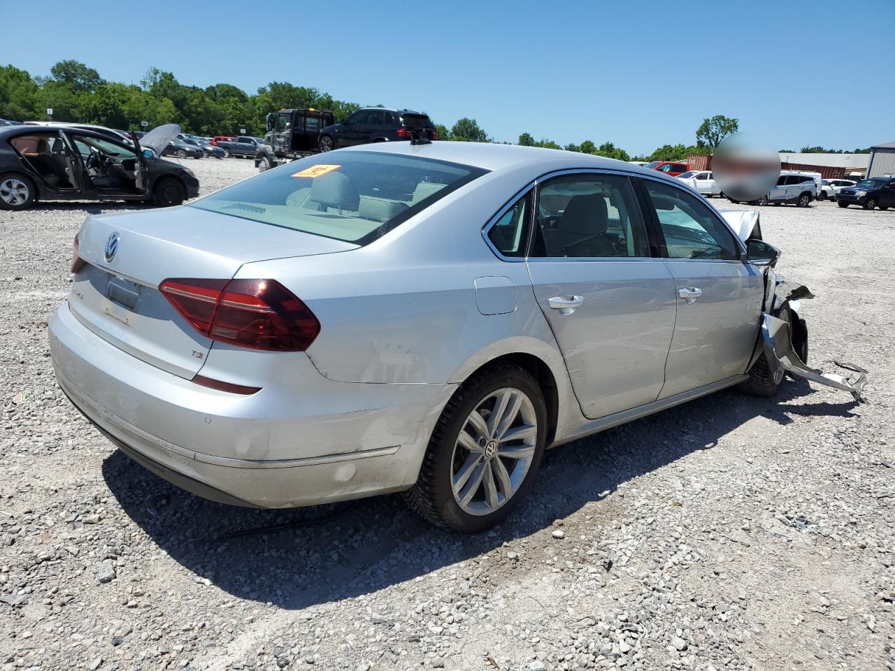 2018 Volkswagen Passat Se vin: 1VWBA7A36JC016109