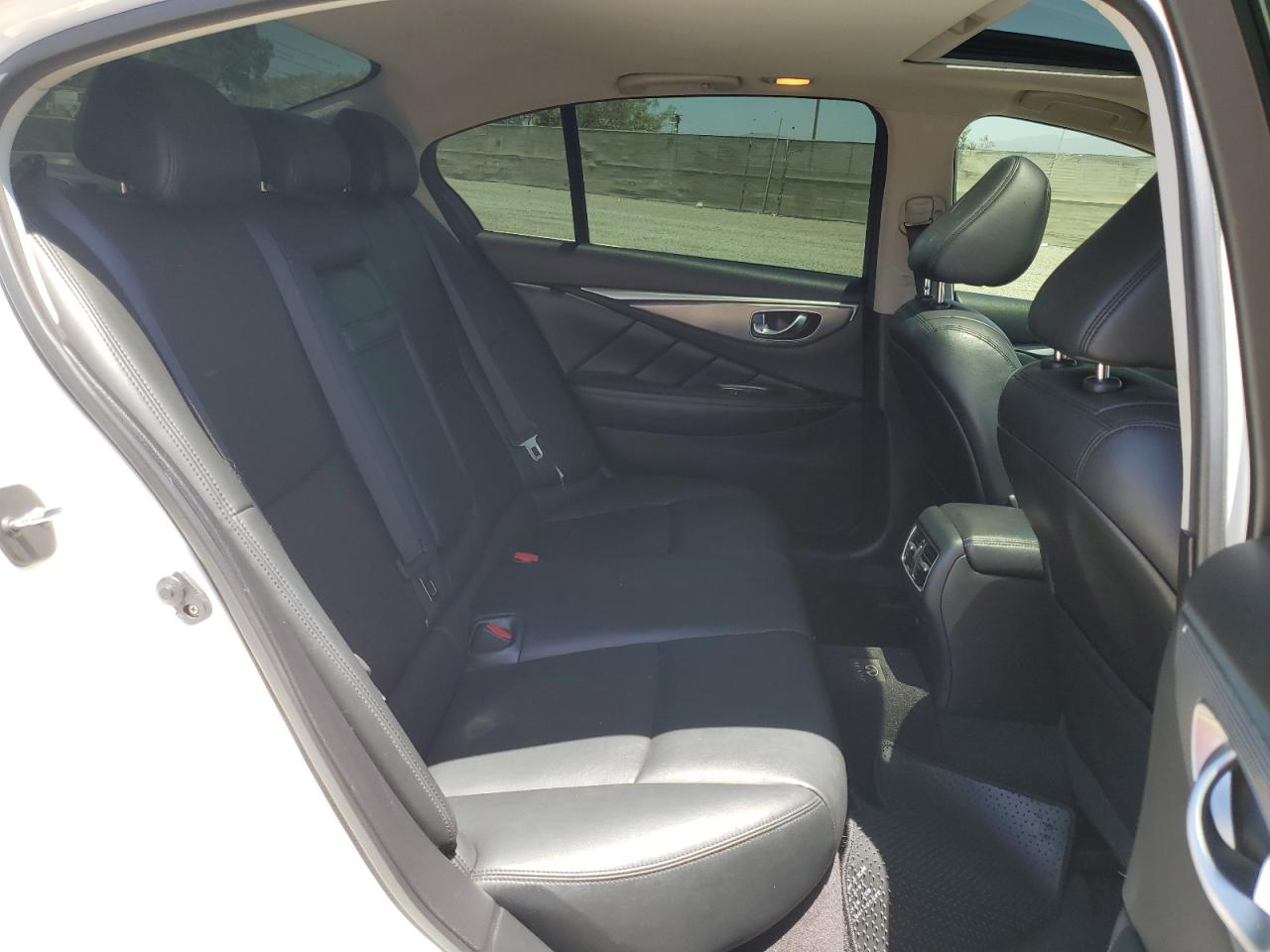 JN1BV7AP3EM686925 2014 Infiniti Q50 Base