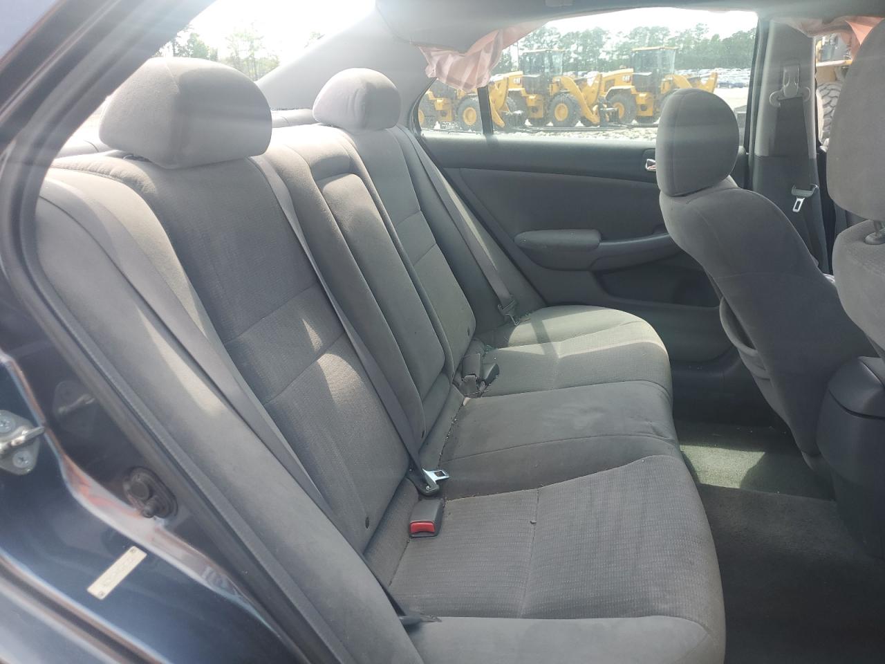 1HGCM56495A070513 2005 Honda Accord Lx