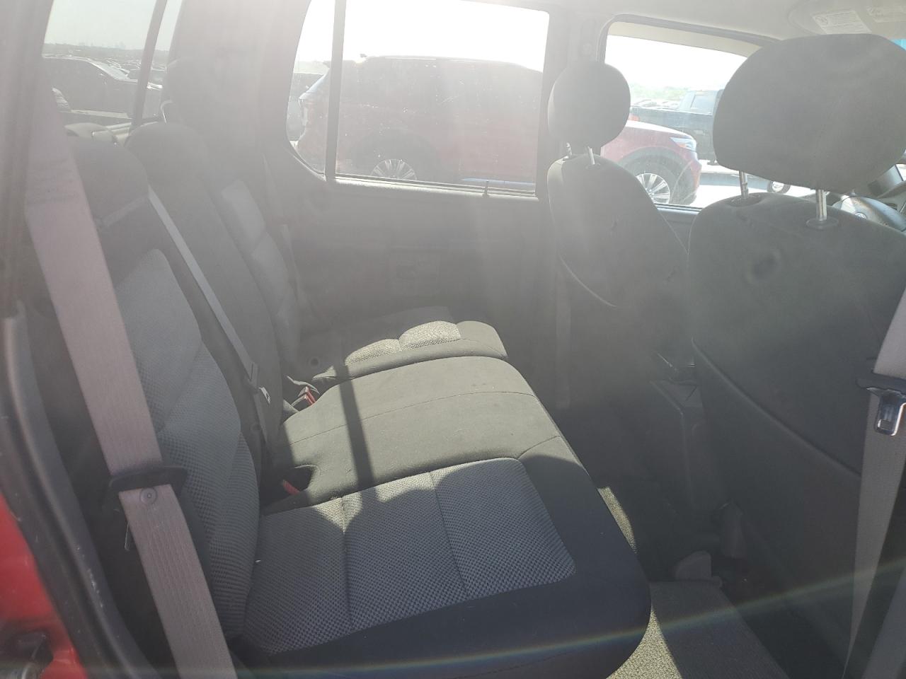 1FMZU67K95UB81844 2005 Ford Explorer Sport Trac