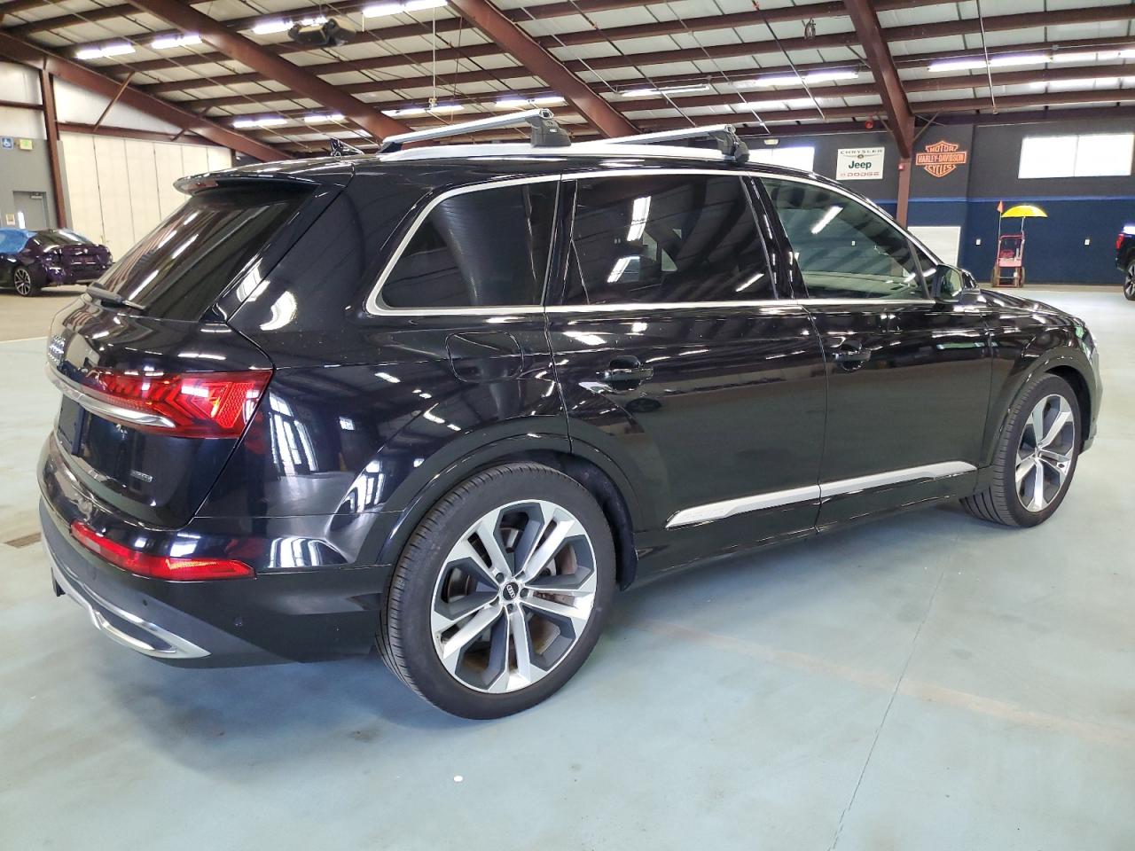 WA1VXBF70LD011007 2020 Audi Q7 Prestige