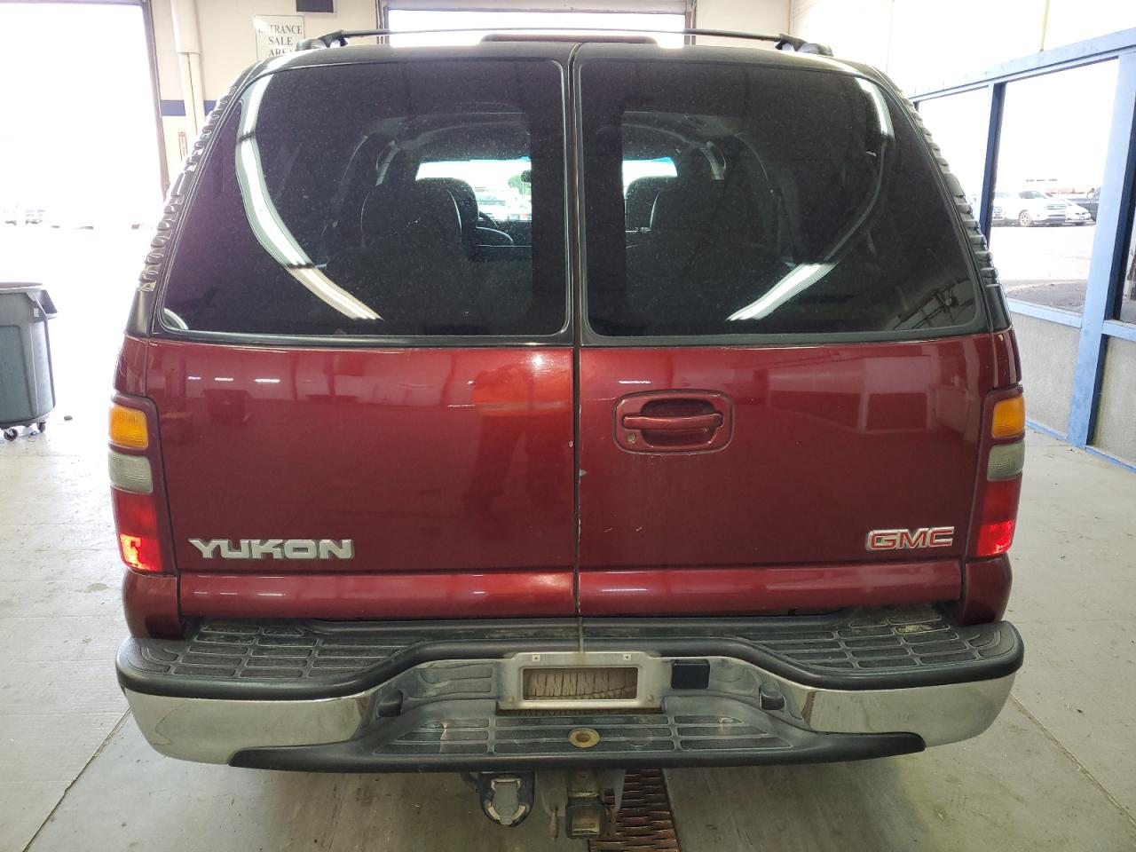 1GKEK13Z92R218702 2002 GMC Yukon