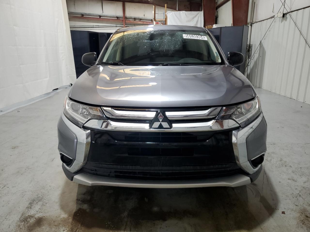 JA4AD2A35JZ052700 2018 Mitsubishi Outlander Es