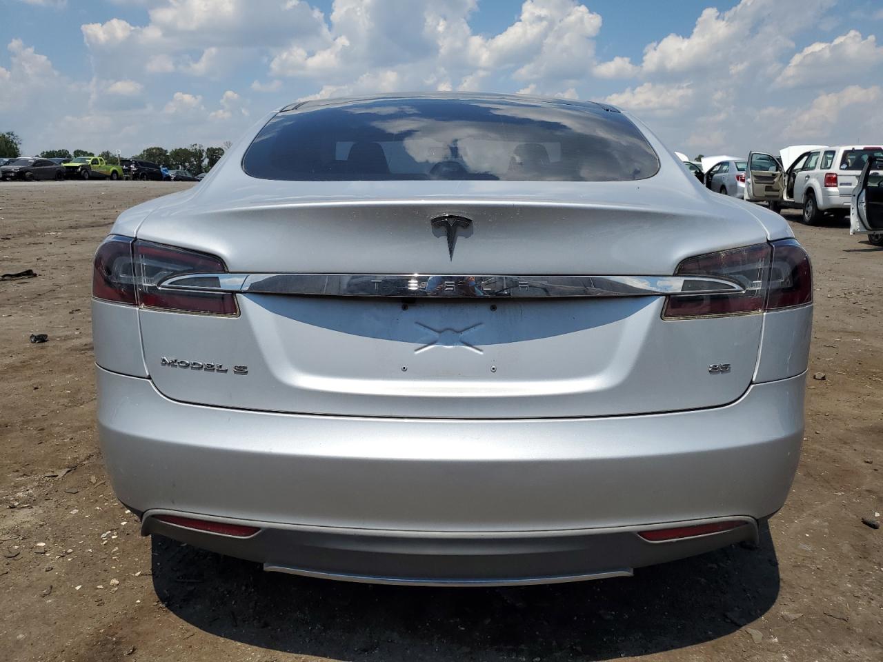 5YJSA1CN3DFP11699 2013 Tesla Model S