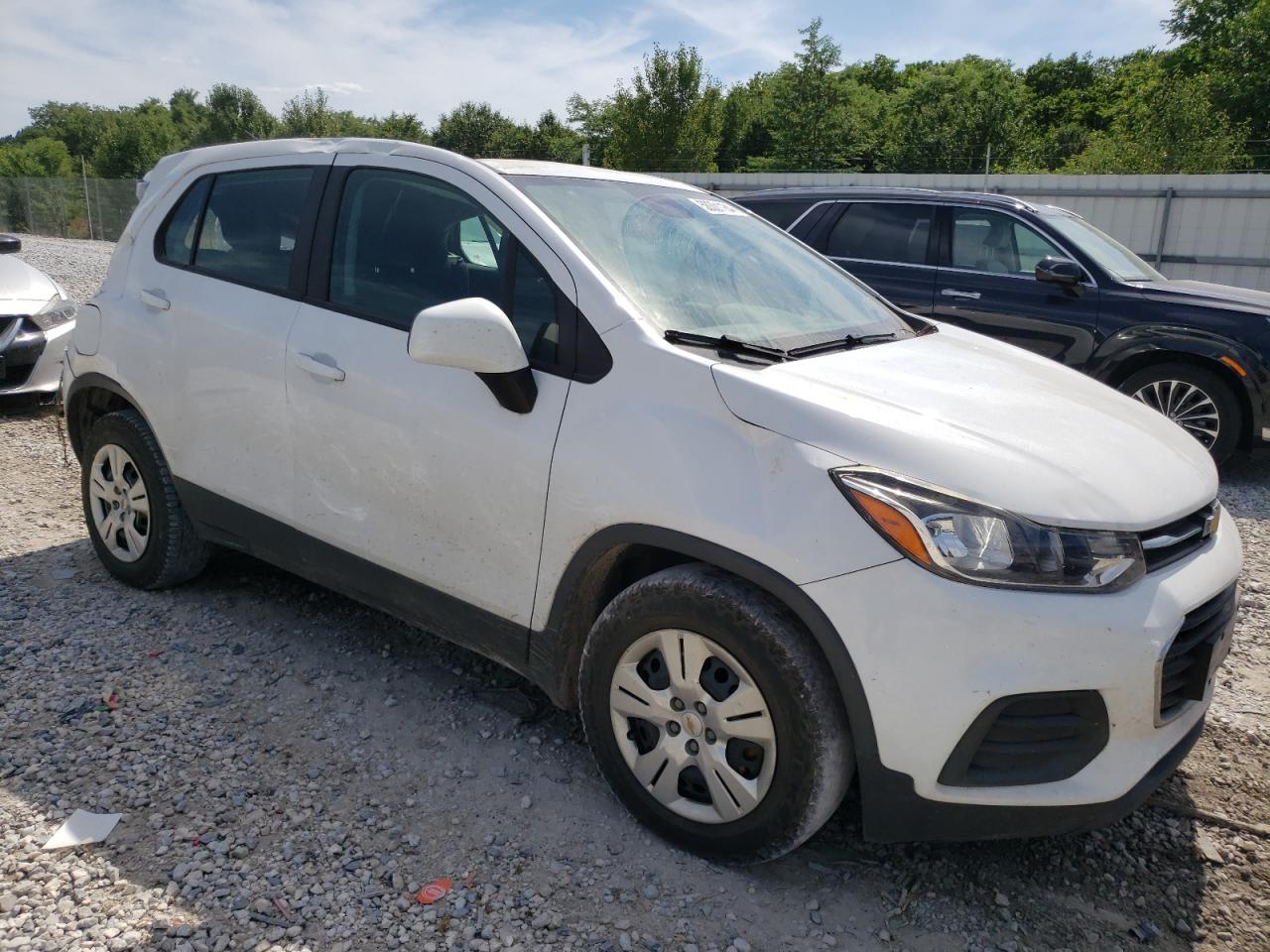 2017 Chevrolet Trax Ls vin: 3GNCJKSB6HL272529