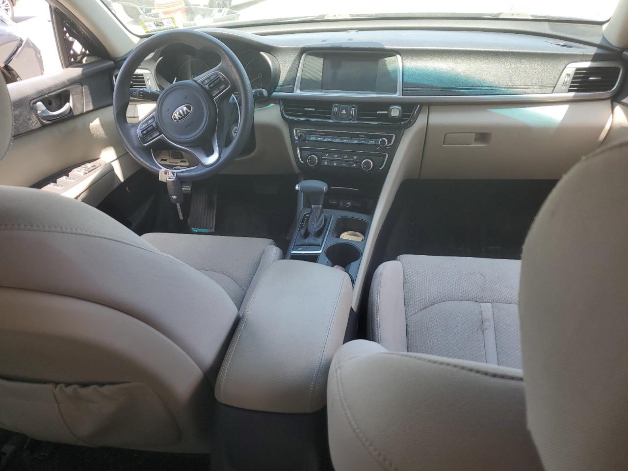 5XXGT4L38JG191170 2018 Kia Optima Lx