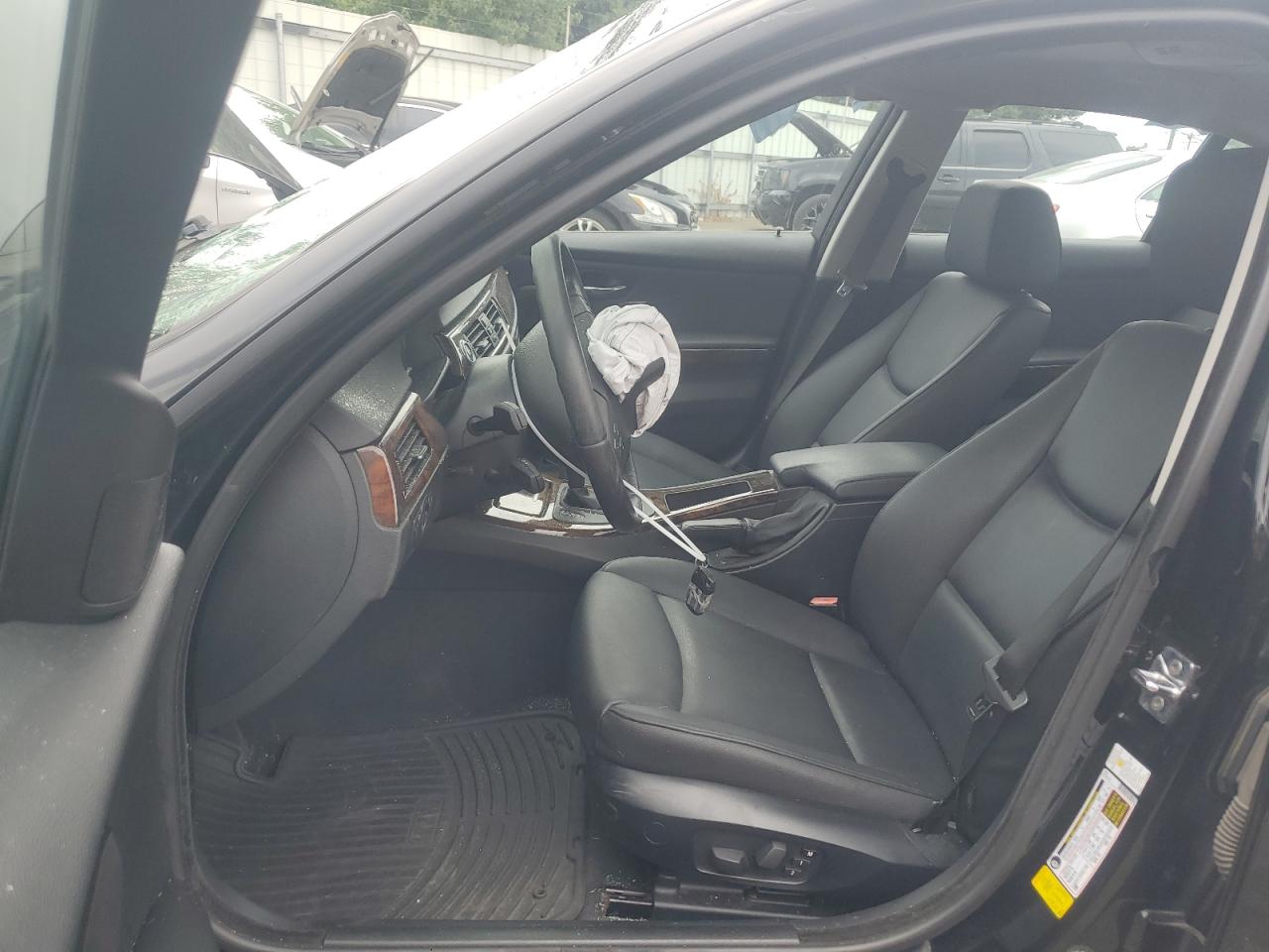 WBAVA33578KX86954 2008 BMW 328 I