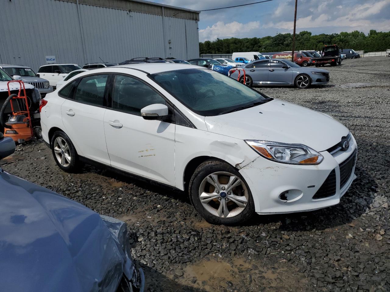 2014 Ford Focus Se vin: 1FADP3F24EL435185