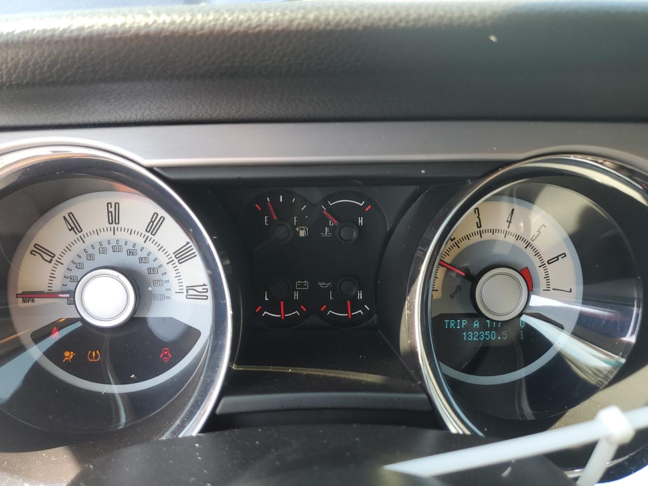 1ZVBP8AN9A5152387 2010 Ford Mustang