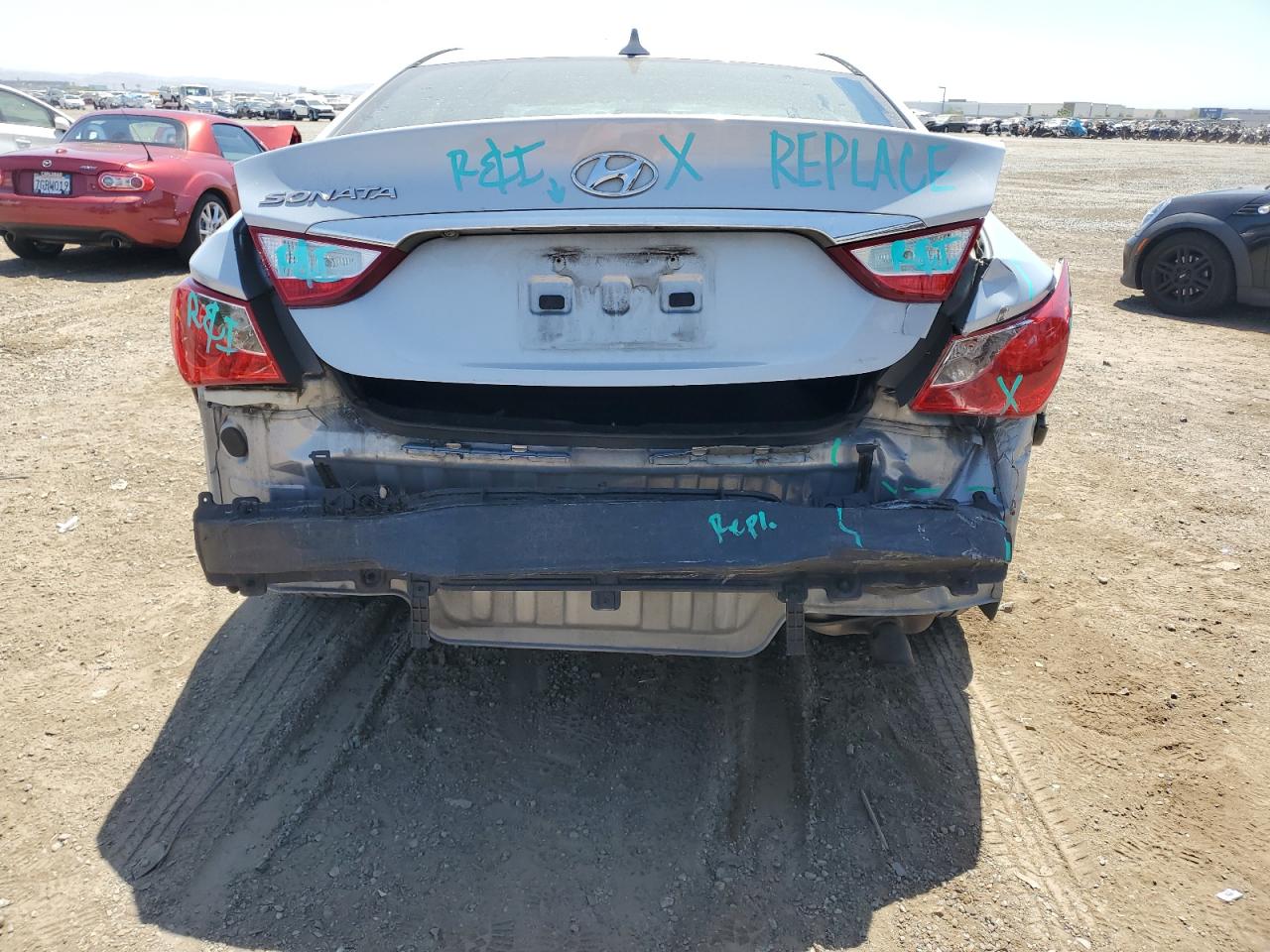 5NPEB4AC3DH748489 2013 Hyundai Sonata Gls