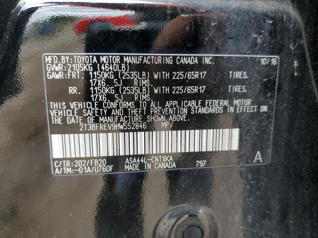 2T3BFREV9HW552846 2017 Toyota Rav4 Le