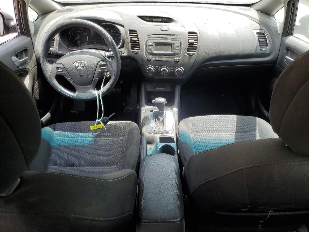 KNAFK5A87H5699838 2017 Kia Forte Lx