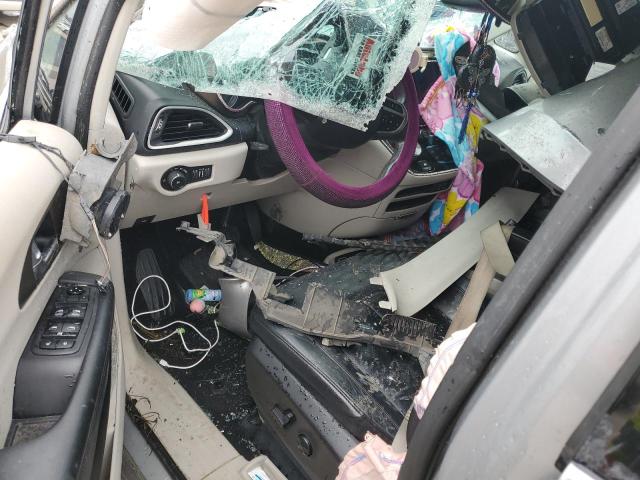 2018 Chrysler Pacifica Touring L VIN: 2C4RC1BG8JR185906 Lot: 57459004