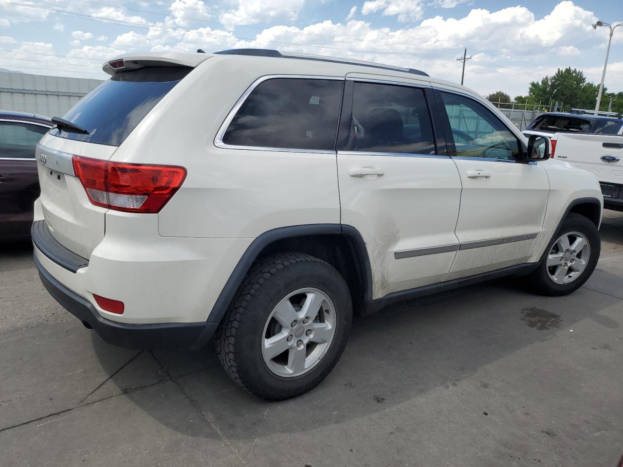 2012 Jeep Grand Cherokee Laredo vin: 1C4RJFAG2CC220830