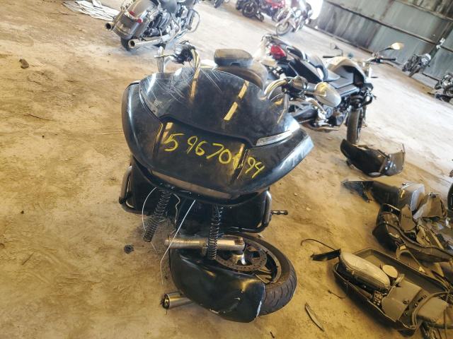 2018 HARLEY-DAVIDSON FLTRU 1HD1KGD11JB661583