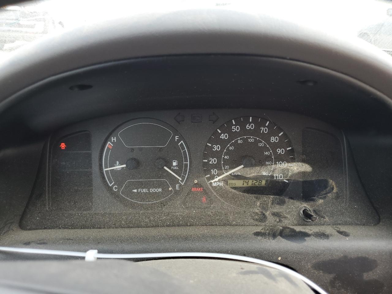 1Y1SK52861Z417702 2001 Chevrolet Geo Prizm Base