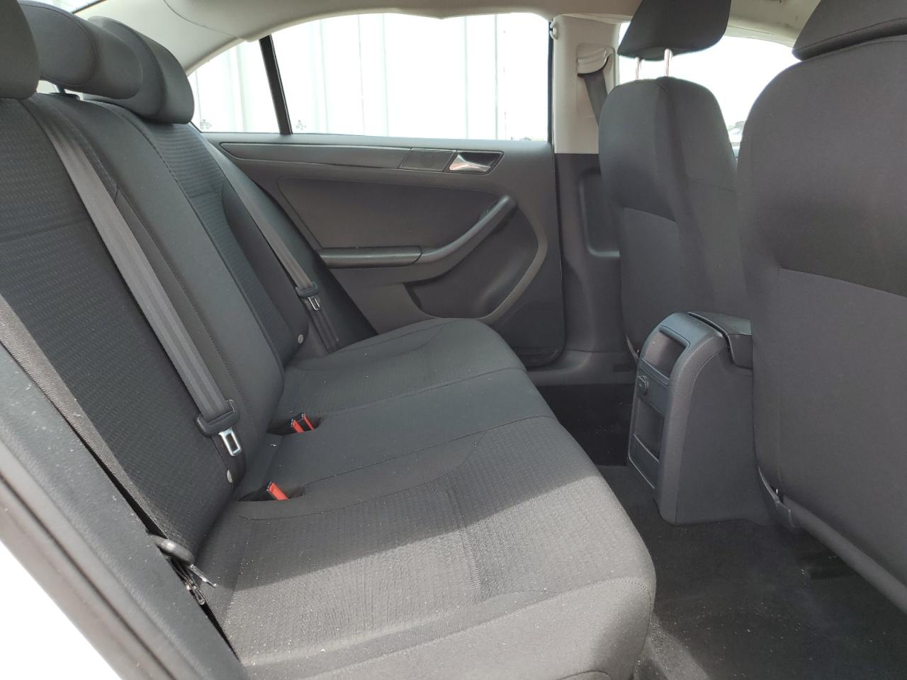 3VW267AJ7GM369305 2016 Volkswagen Jetta S