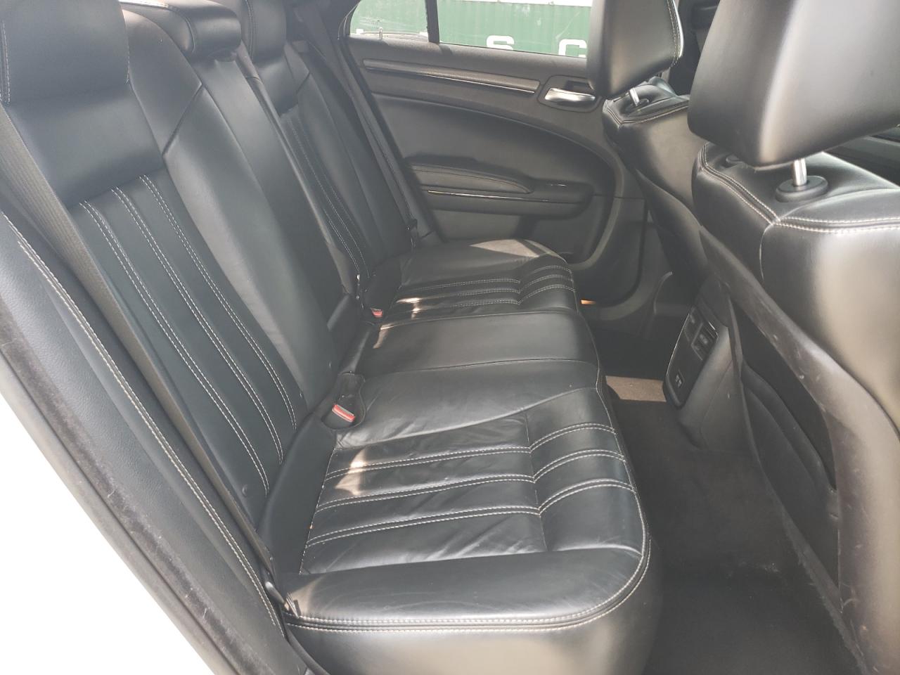 2C3CCABG0FH864446 2015 Chrysler 300 S